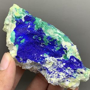 蓝水晶的功效与作用以及佩戴禁忌-文玩鉴赏网