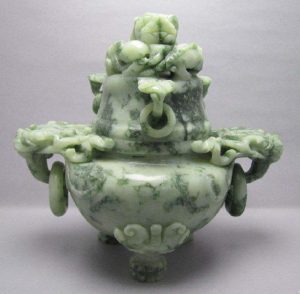 古代玉器翡翠的形和色演变史