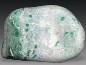 购买翡翠原石去哪里买可靠？