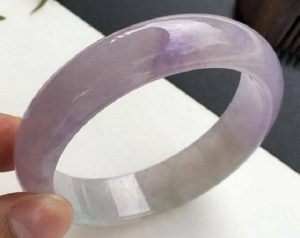 翡翠真假鉴定方法简单实用