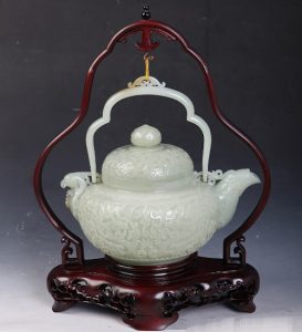 我国四大名玉之首的和田玉发展前景-文玩鉴赏网