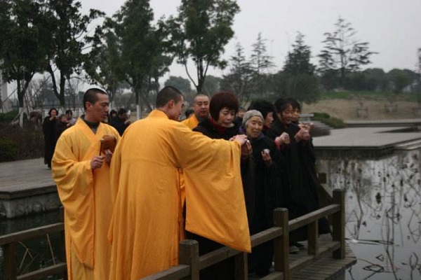 偶像模仿对了,可得无尽财富!-文玩鉴赏网