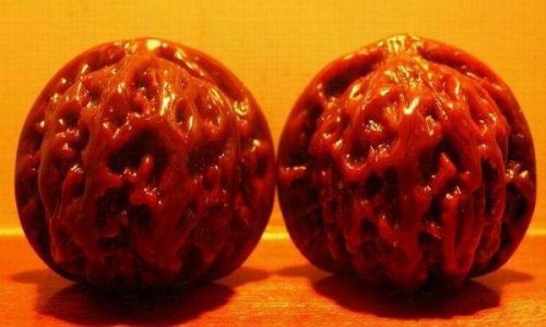 盘玩核桃变样过程的期望感和成就感-文玩鉴赏网