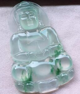 糯种观音翡翠吊坠价格多少钱？贵吗？