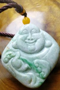 罗甸玉石的特征价值与文化发展