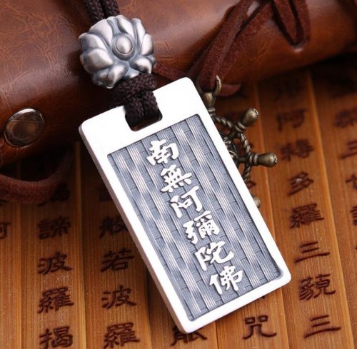 什么牌子的银饰品最好？