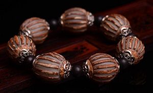 文玩和文物的区别